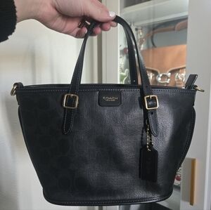 Coach Taxi Tote 21 In Black Signature Canvas